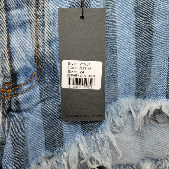 One Teaspoon Zephyr Outlaws Button Fly Pinstripe Shorts Size 24 - Picture 6 of 11